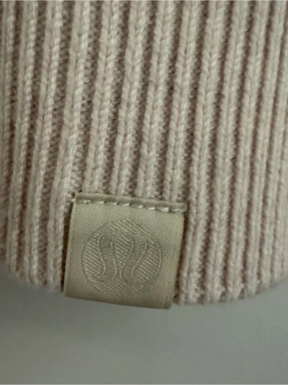 LULULEMON Textured Knit CLASSIC FIT Crew Neck Sweater Men LARGE L Natural